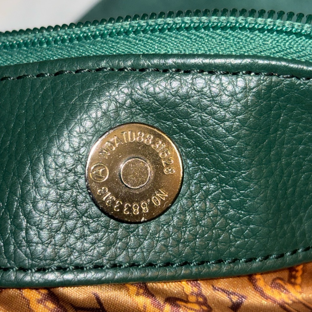 Tignanello Forest Green Suede Shoulder Expandable Bag. Zip Sides Change Size. - Picture 14 of 17